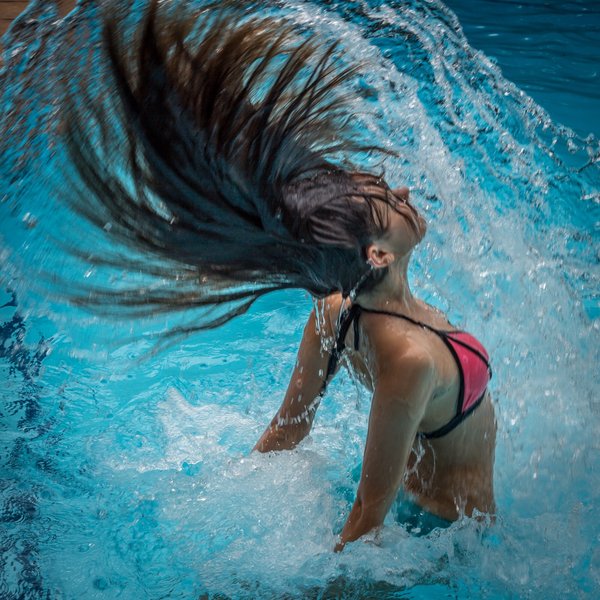 Quels sont les effets de la piscine sur la coloration des cheveux ?