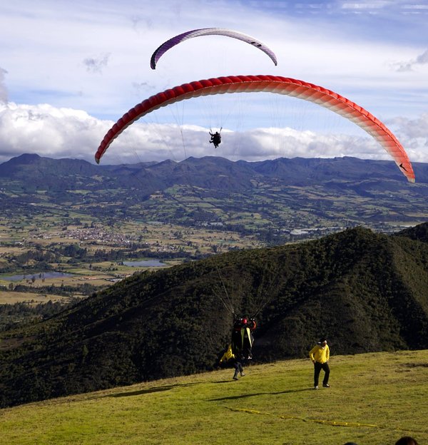 Stage de parapente : de la préparation à l'expérience en vol